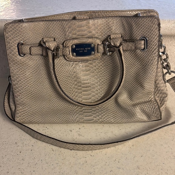 Michael Kors Tan Leather Handbag - Picture 1 of 12